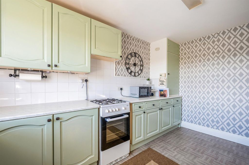 Additional image 12 of 1 bed maisonette for saleWeyhill Road, Andover SP10