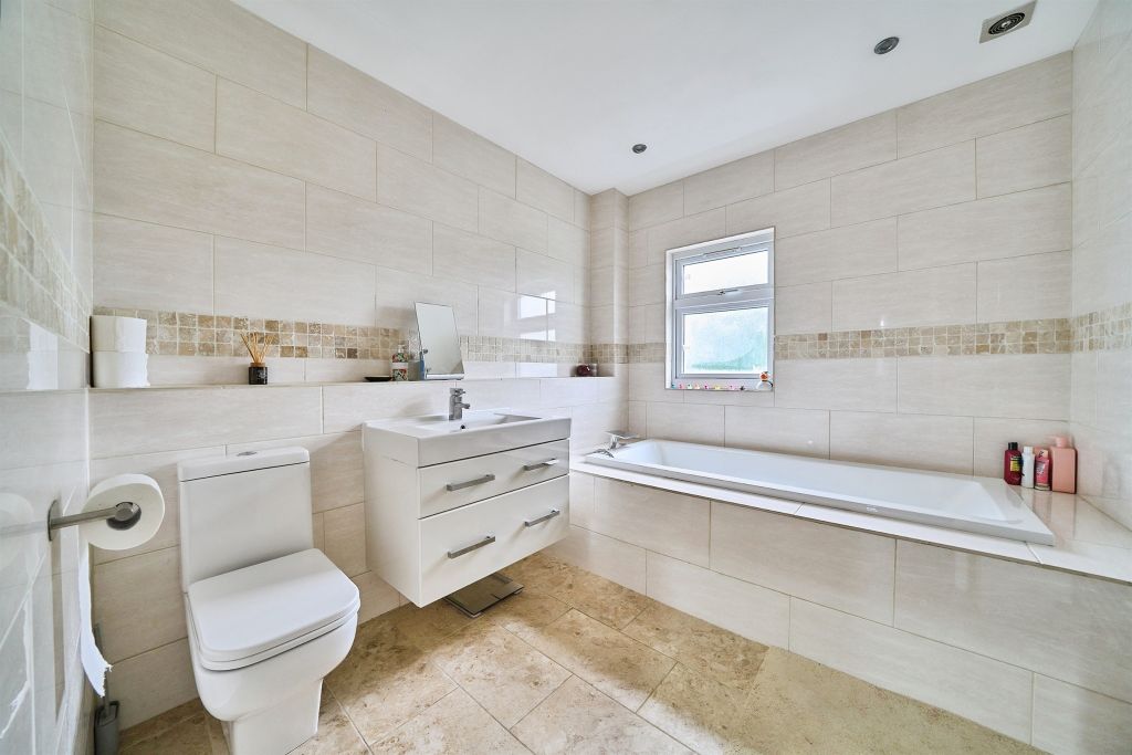 Additional image 8 of 3 bed terraced house for saleDereham Road, Barking IG11
