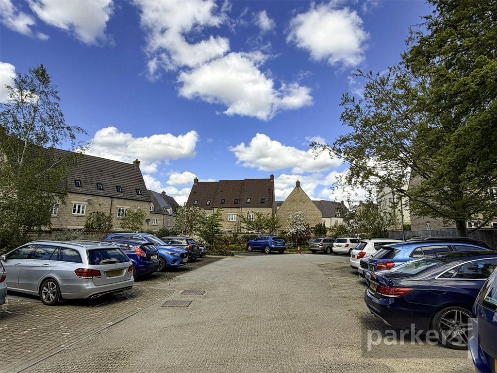 Additional image 17 of 2 bed flat for saleButtercross Lane, Witney, Oxfordshire OX28
