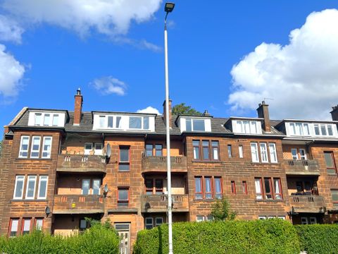 Great Western Road, Anniesland G13