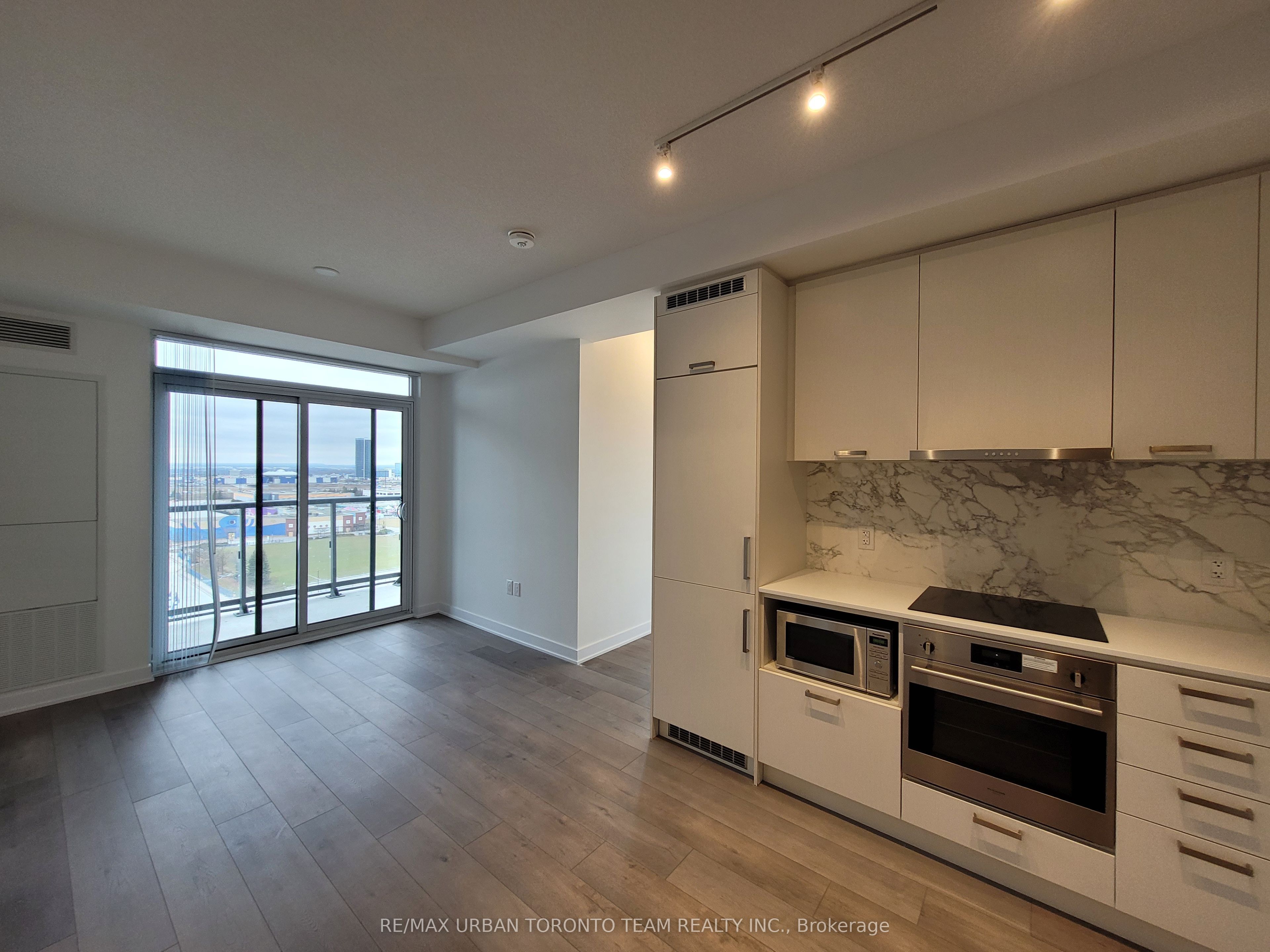 Additional image 4 of 1016-10 Honeycrisp Crescent, Vaughan, ON, L4K 0M7