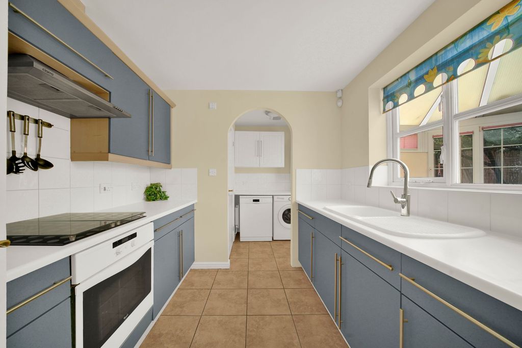Additional image 8 of 3 bed end terrace house for salePayne Close, Barking IG11