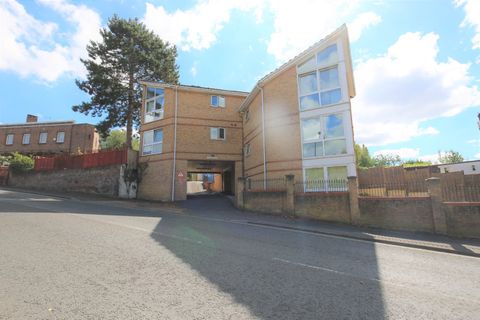 Woodmill Lane, Bitterne Park, Southampton, Hampshire SO18