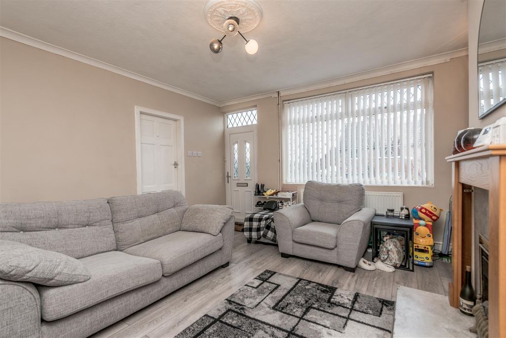 Additional image 2 of 3 bed terraced house for saleSwallow Crescent, Wortley, Leeds LS12