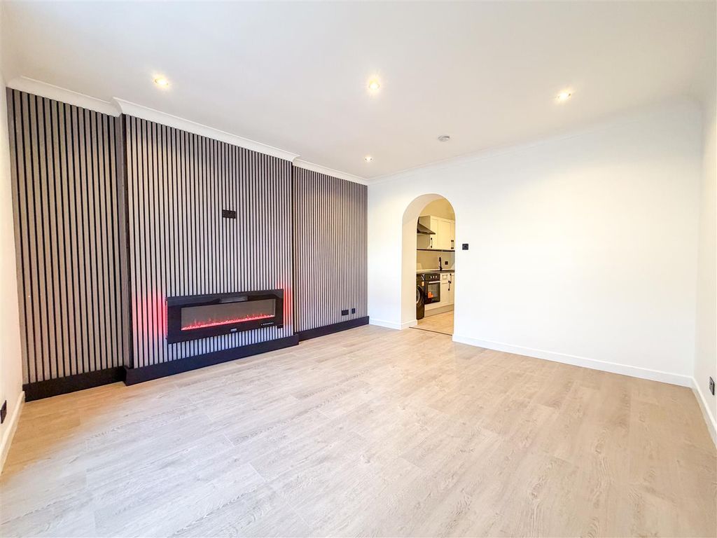 Additional image 3 of 1 bed flat for saleMain Street, Carnwath, Lanark ML11