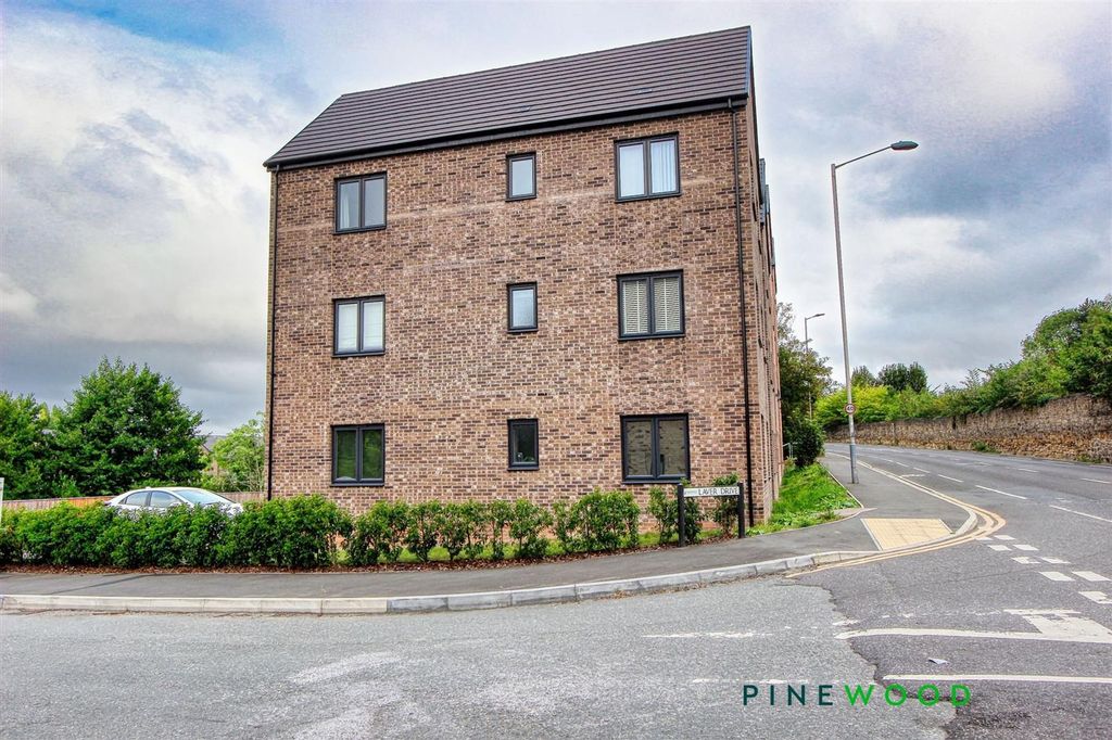 Additional image 20 of 2 bed flat for saleLaver Drive, Chesterfield S41