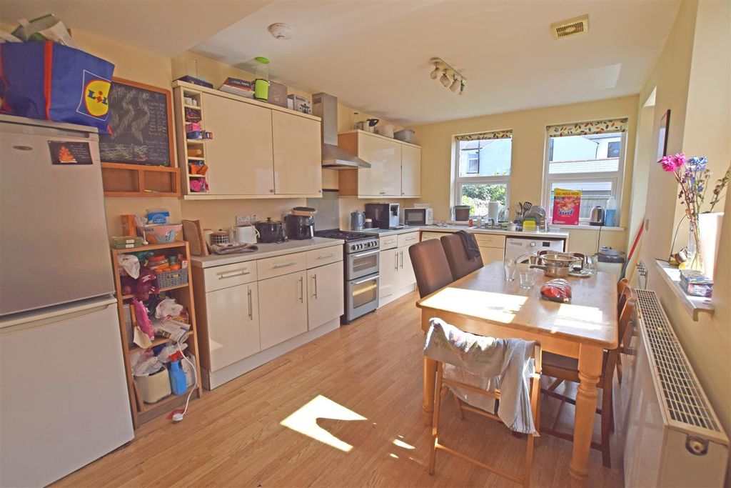 Additional image 4 of 4 bed terraced house for saleNewfoundland Road, Cardiff CF14