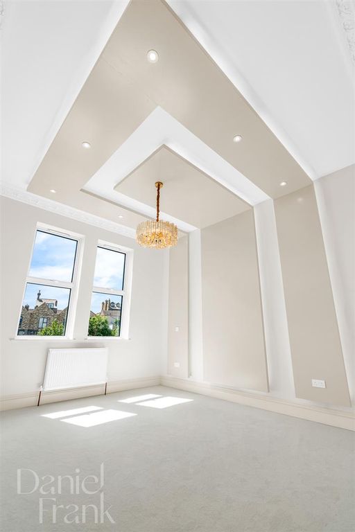 Additional image 24 of 5 bed semi-detached house for salePalmerston Road, Buckhurst Hill IG9