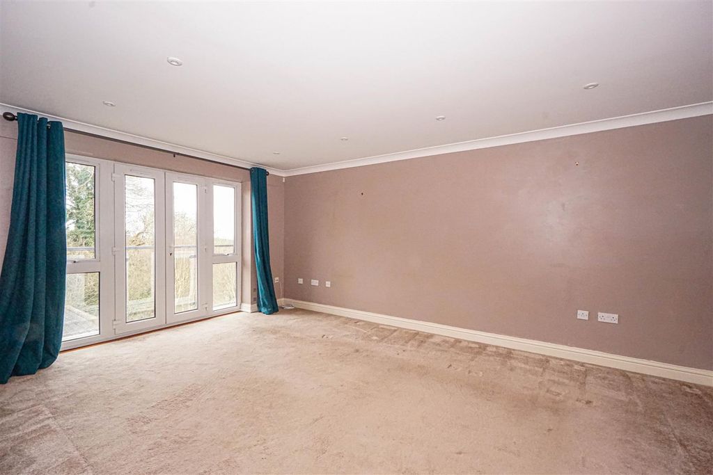 Additional image 14 of 2 bed flat for saleBeachy Head View, St. Leonards-On-Sea TN38