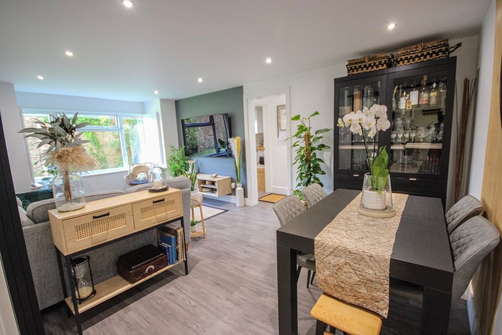 Additional image 4 of 3 bed flat for saleMarett Road, St Helier JE2