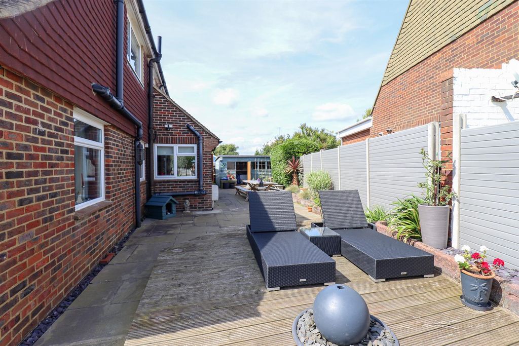 Additional image 28 of 4 bed detached house for saleSouth Cliff Avenue, Bexhill-On-Sea TN39