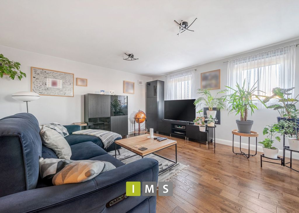 Additional image 2 of 2 bed flat for saleLondon Road, Bicester OX26