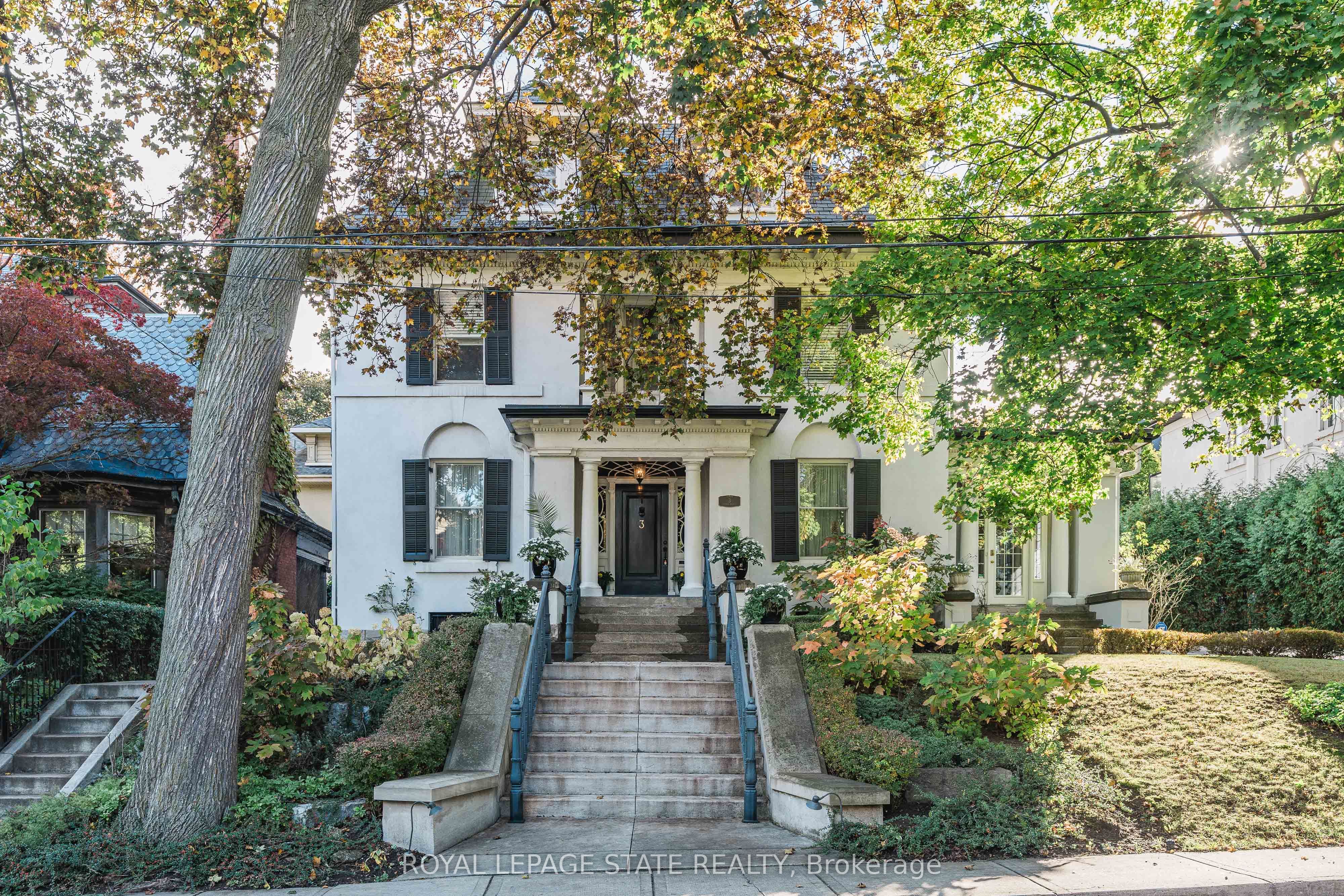 3 Turner Avenue, Hamilton, ON, L8P 3K4