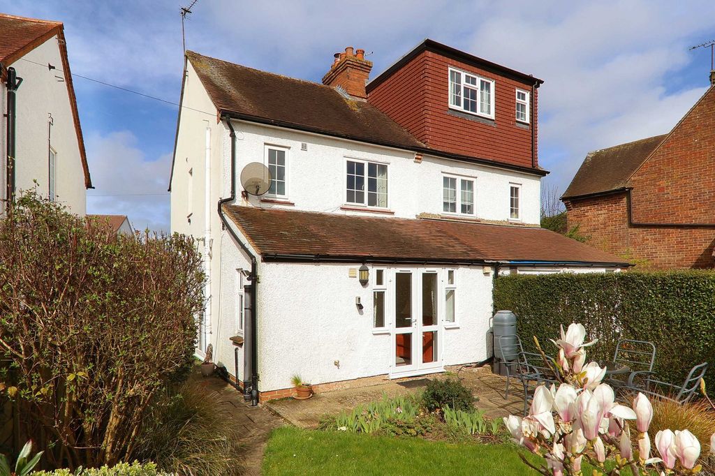 Additional image 15 of 2 bed semi-detached house for saleHorseshoe Crescent, Beaconsfield, Buckinghamshire HP9