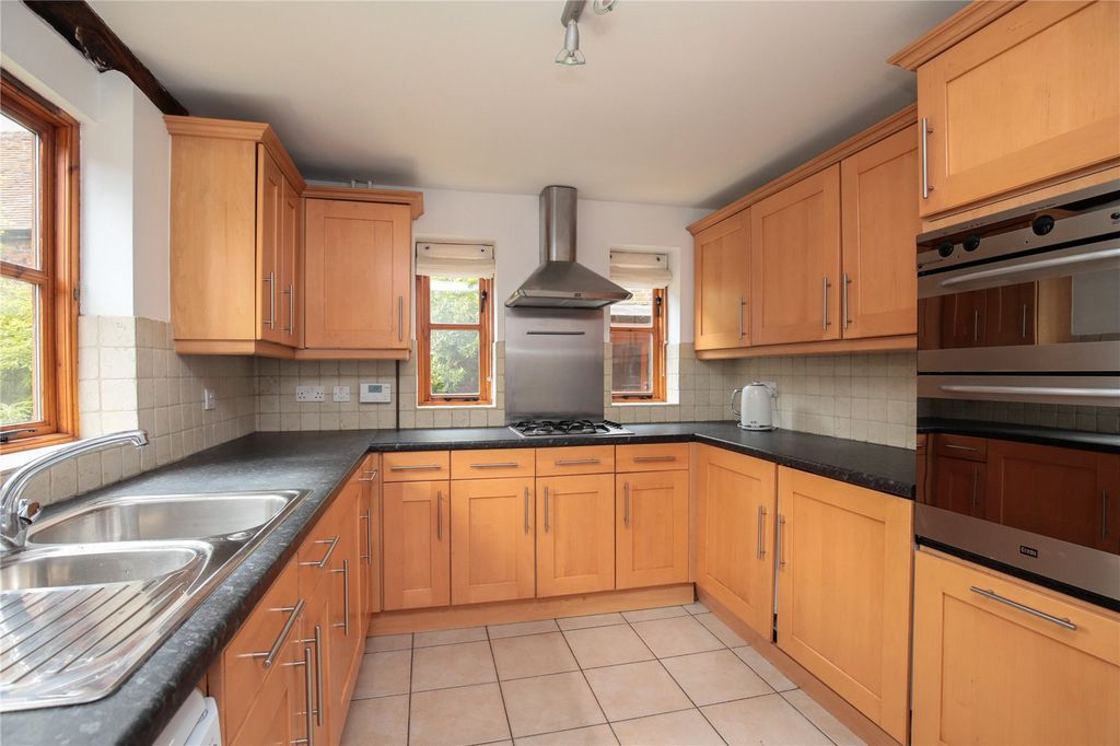 Additional image 28 of 3 bed semi-detached house for saleHatch Farm Mews, Addlestone KT15