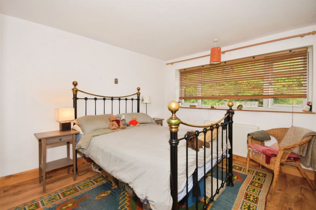 Additional image 10 of 3 bed semi-detached house for salePark Road, Bakewell DE45