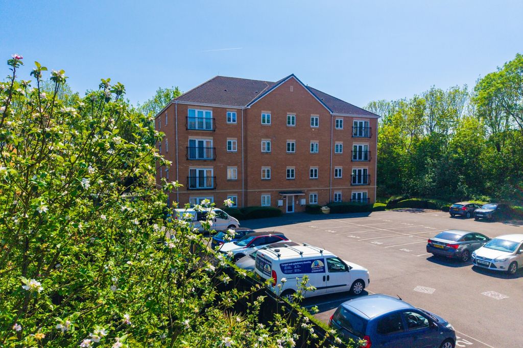 1 bed flat for saleWyncliffe Gardens, Pentwyn CF23