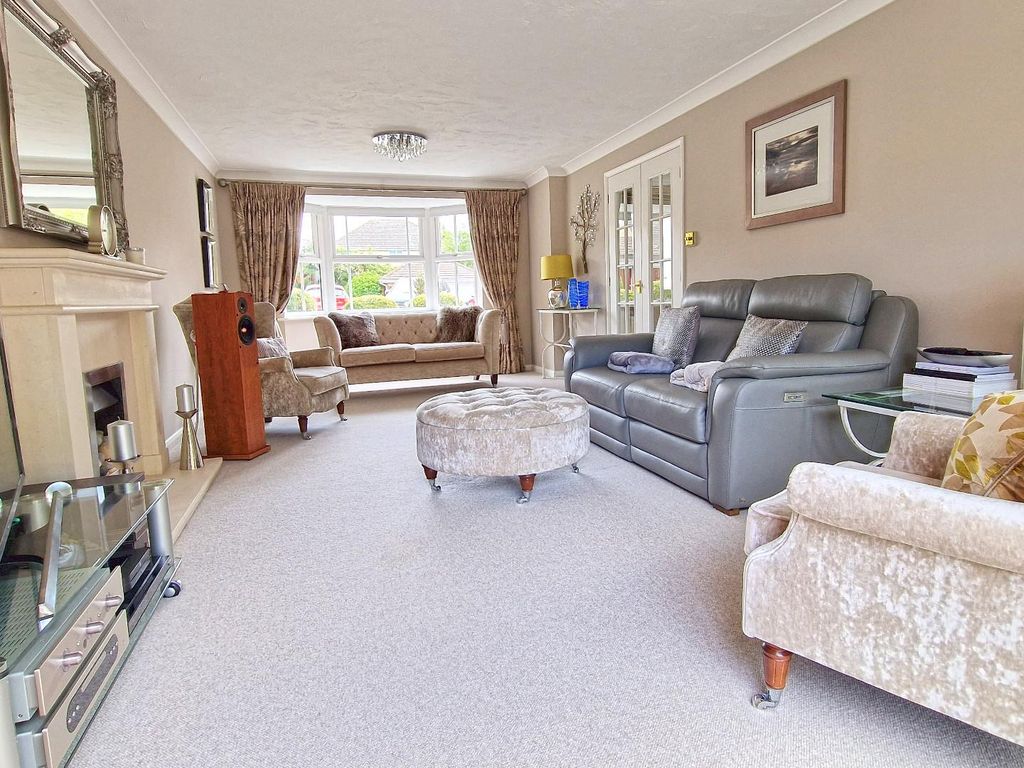 Additional image 8 of 4 bed detached house for salePrimrose Drive, Bicester OX26