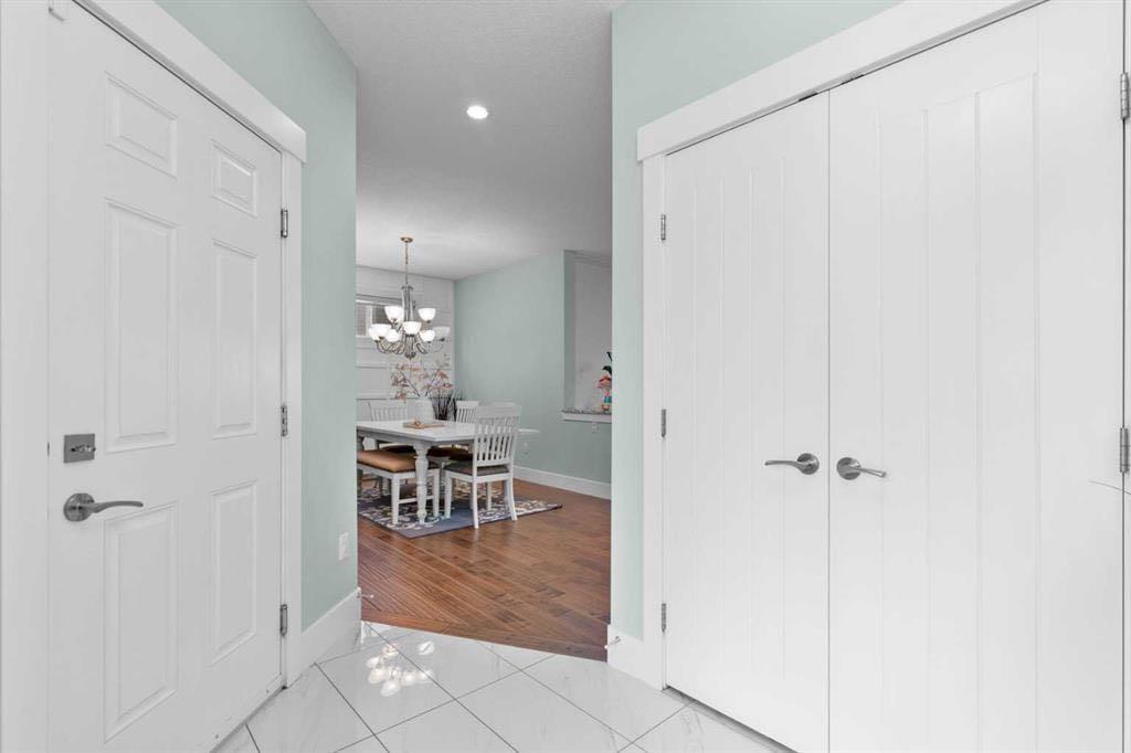 Additional image 6 of 148 Baysprings Court SW, Airdrie, AB, T4B3X7