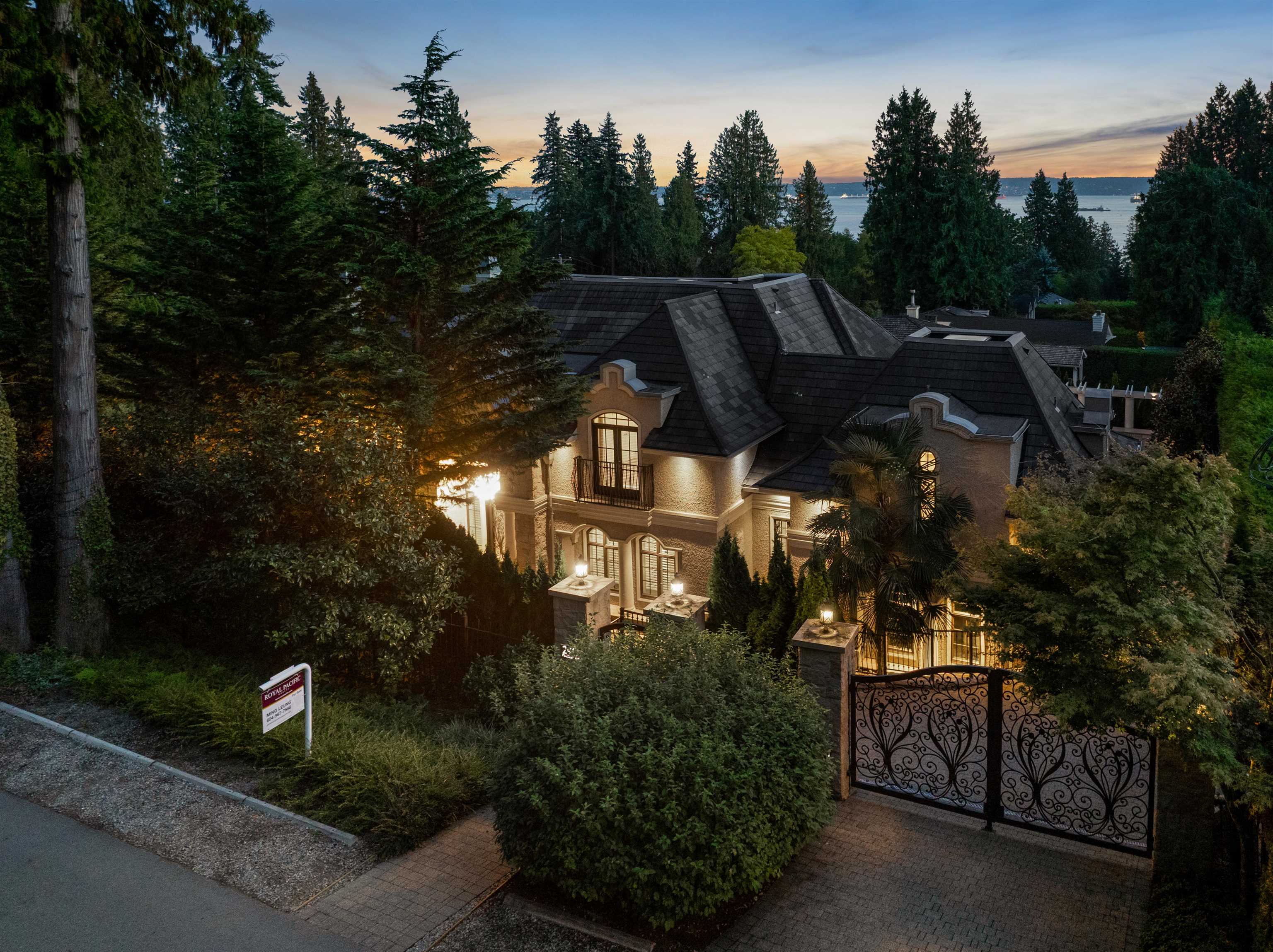Additional image 3 of 2912 Mathers Avenue, West Vancouver, BC, V7V 2K1