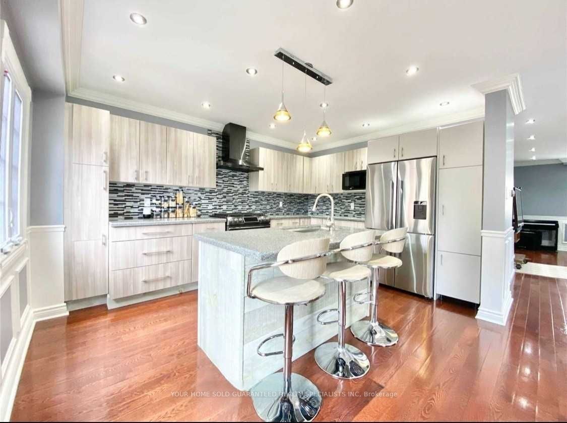 78 Huntington Avenue, Toronto, ON, M1K 4L2