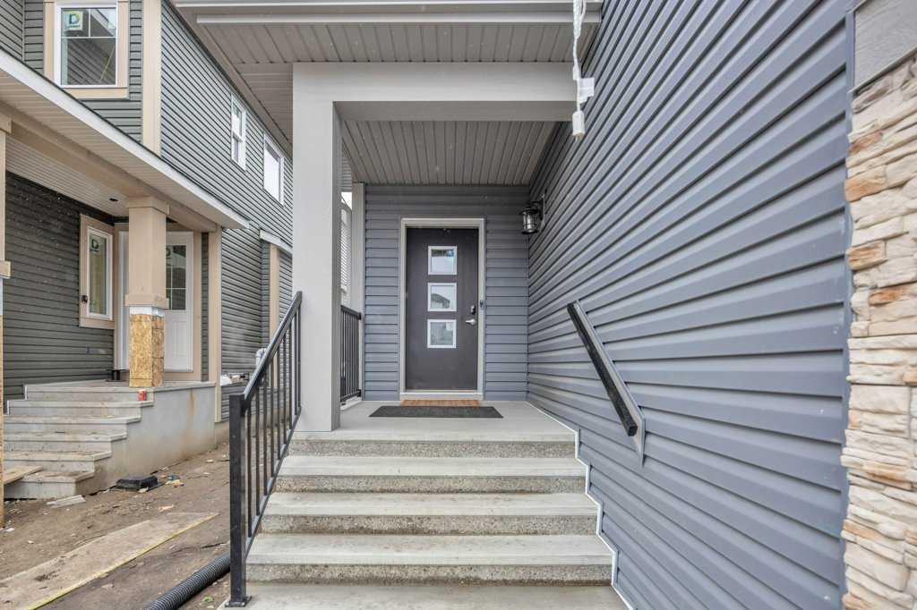 Additional image 3 of 1098 Midtown Avenue SW, Airdrie, AB, T4B 5N1