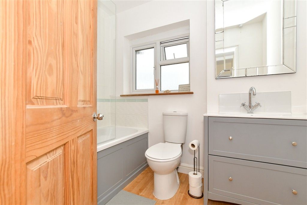 Additional image 12 of 4 bed semi-detached house for saleRoding View, Buckhurst Hill, Essex IG9