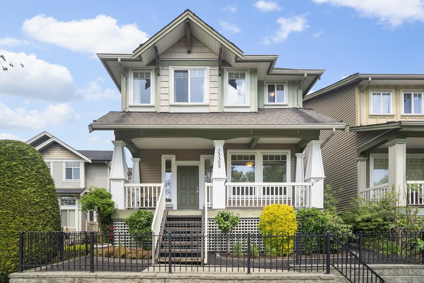 23359 Kanaka Way, Maple Ridge, BC, V2W 0B7