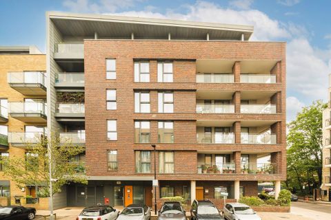 Tewkesbury Road, West Ealing W13