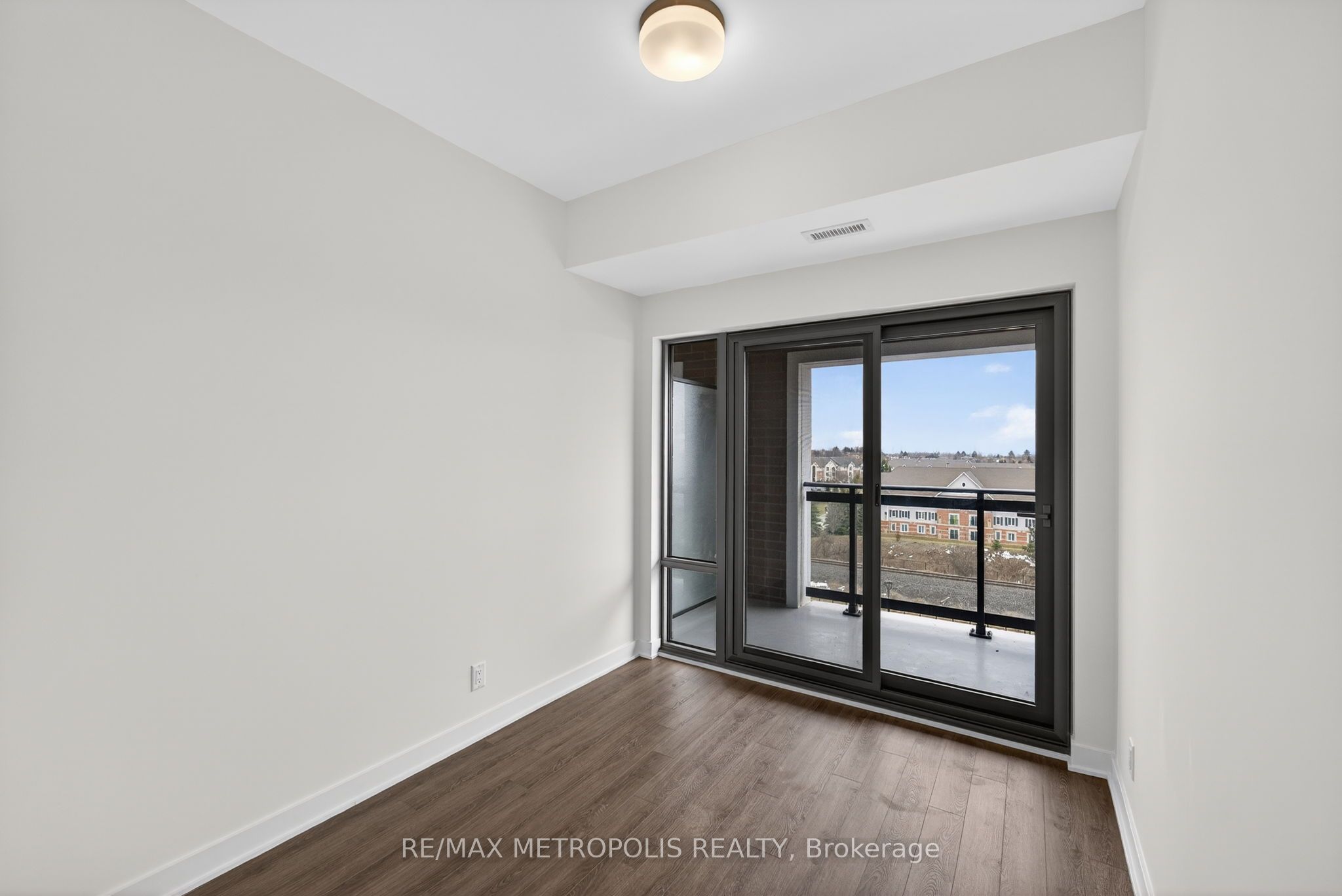 Additional image 5 of 602-51 Clarington Boulevard, Clarington, ON, L1C 0H6