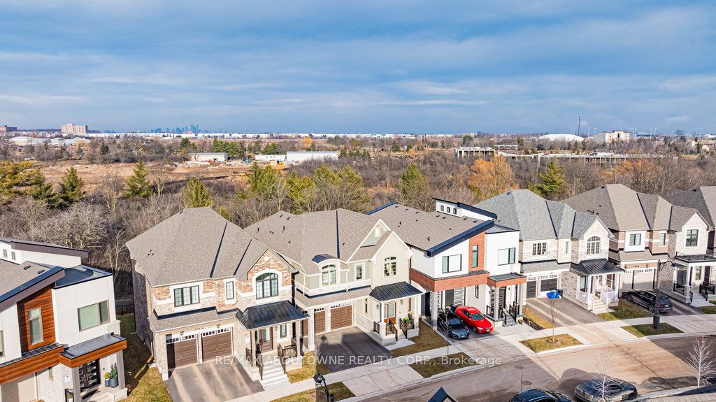 Additional image 3 of 1456 Ford Strathy Crescent N/a, Oakville, ON, L6H 3W9