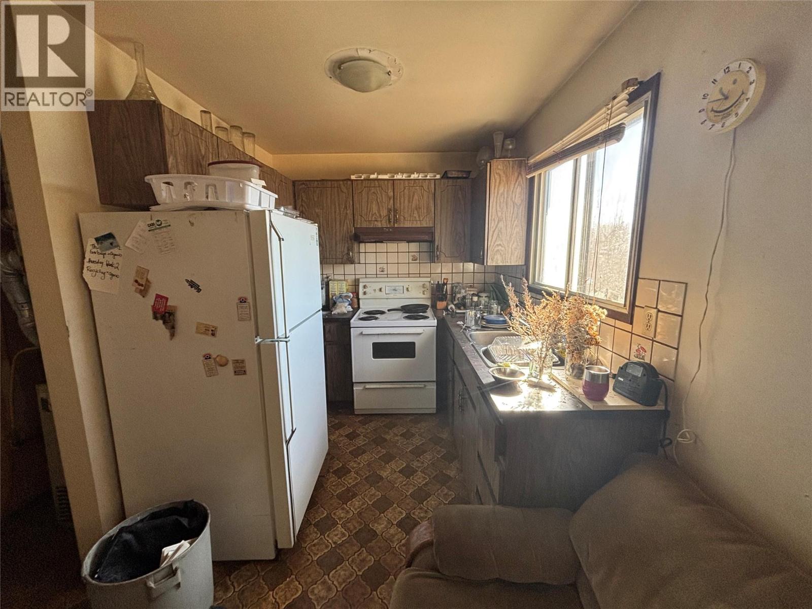 Additional image 2 of 296 Walnut Avenue, Kamloops, BC, V2B1K3