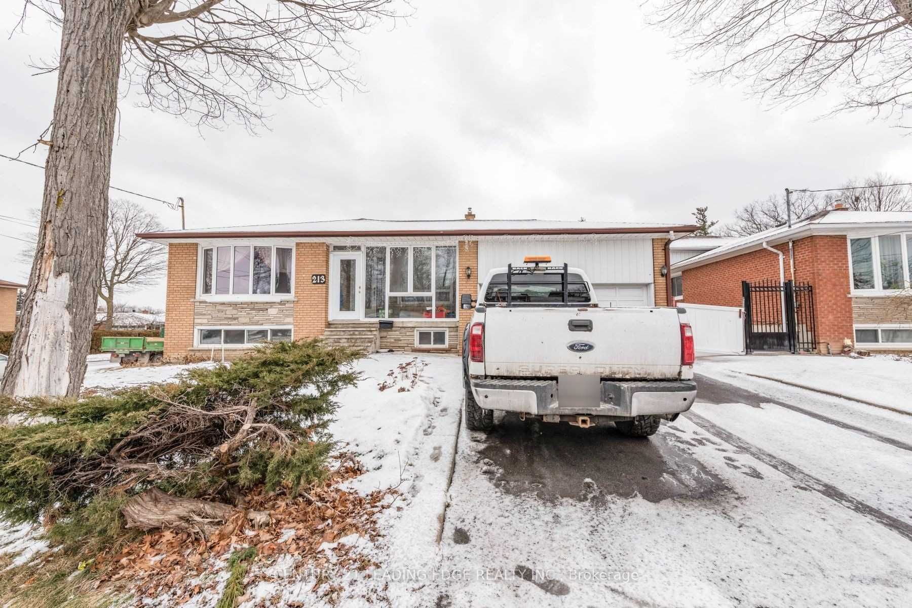 Additional image 2 of 213 Grandravine Drive, Toronto, ON, M3J 1B9