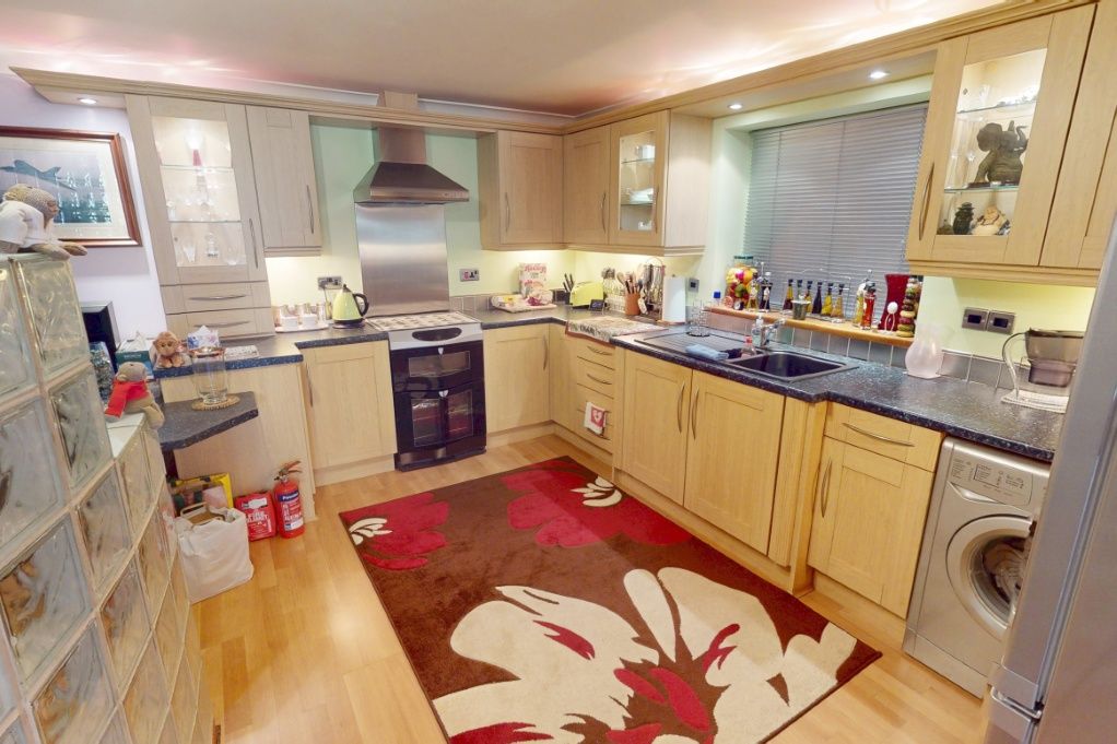 Additional image 8 of 3 bed flat for saleSwonnells Walk, Oulton Broad NR32