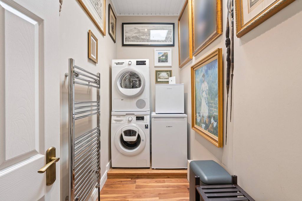Additional image 20 of 2 bed flat for saleKing's Stables Road, Old Town, Edinburgh EH1