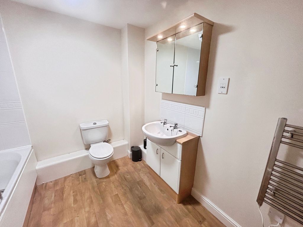 Additional image 9 of 2 bed flat for saleHessle High Road, Hull HU4
