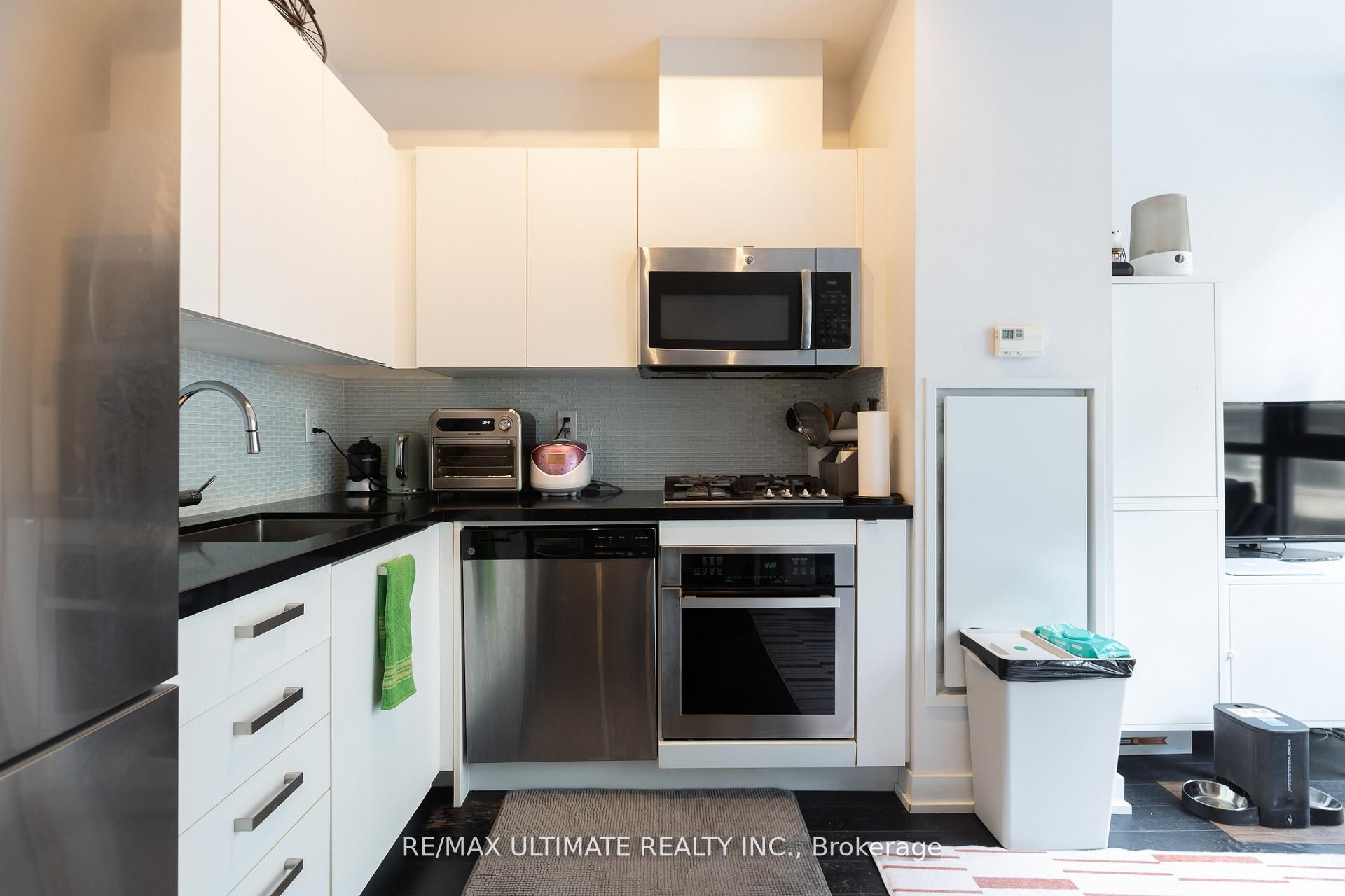 Additional image 6 of 206-39 Brant Street, Toronto, ON, M5V 0M8