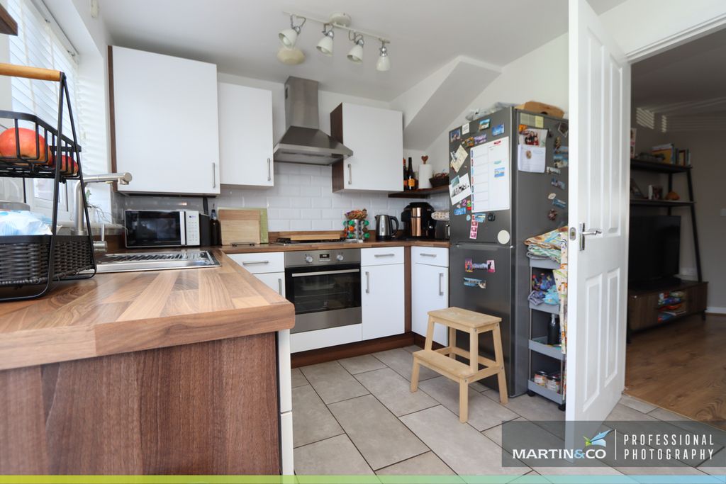 Additional image 7 of 3 bed semi-detached house for saleBoyce Way, St Edeyrns CF3