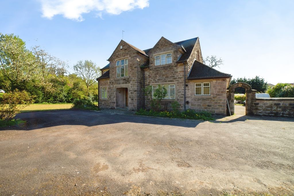 5 bed detached house for saleWingfield Road, Alfreton, Derbyshire DE55