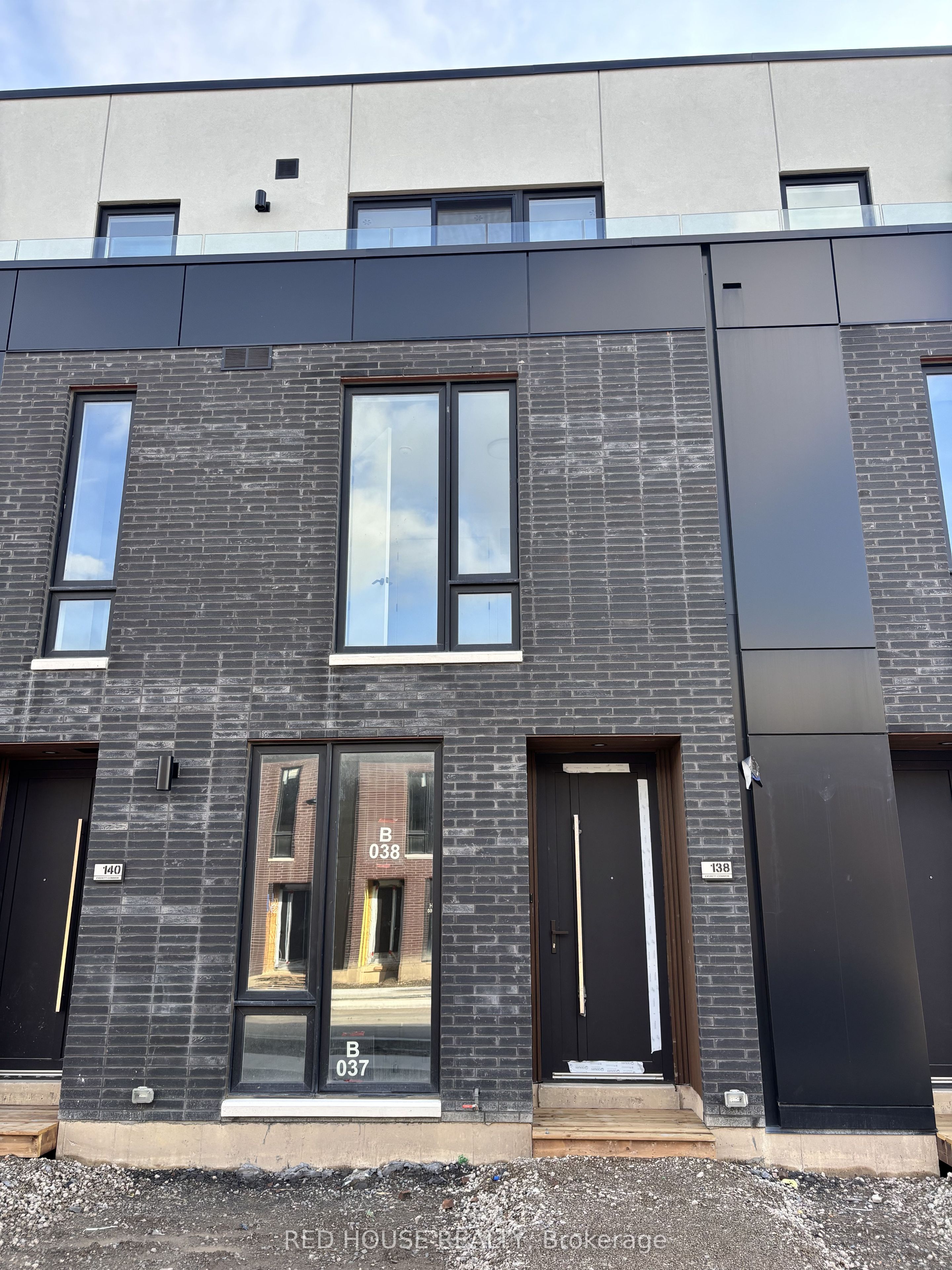 138 Everett Common, St. Catharines, ON, L2P 0G8