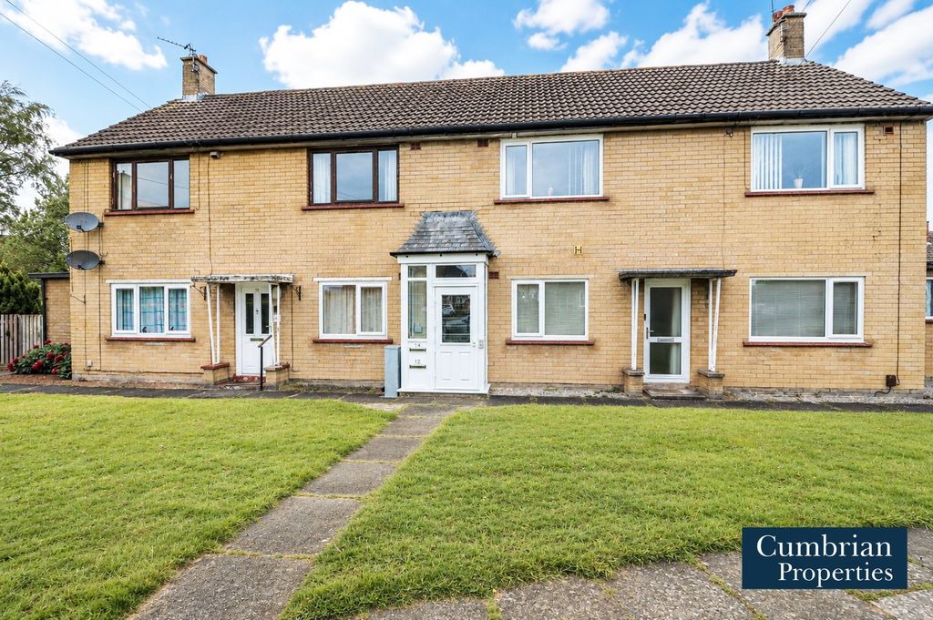 2 bed flat for saleEllesmere Way, Carlisle CA2