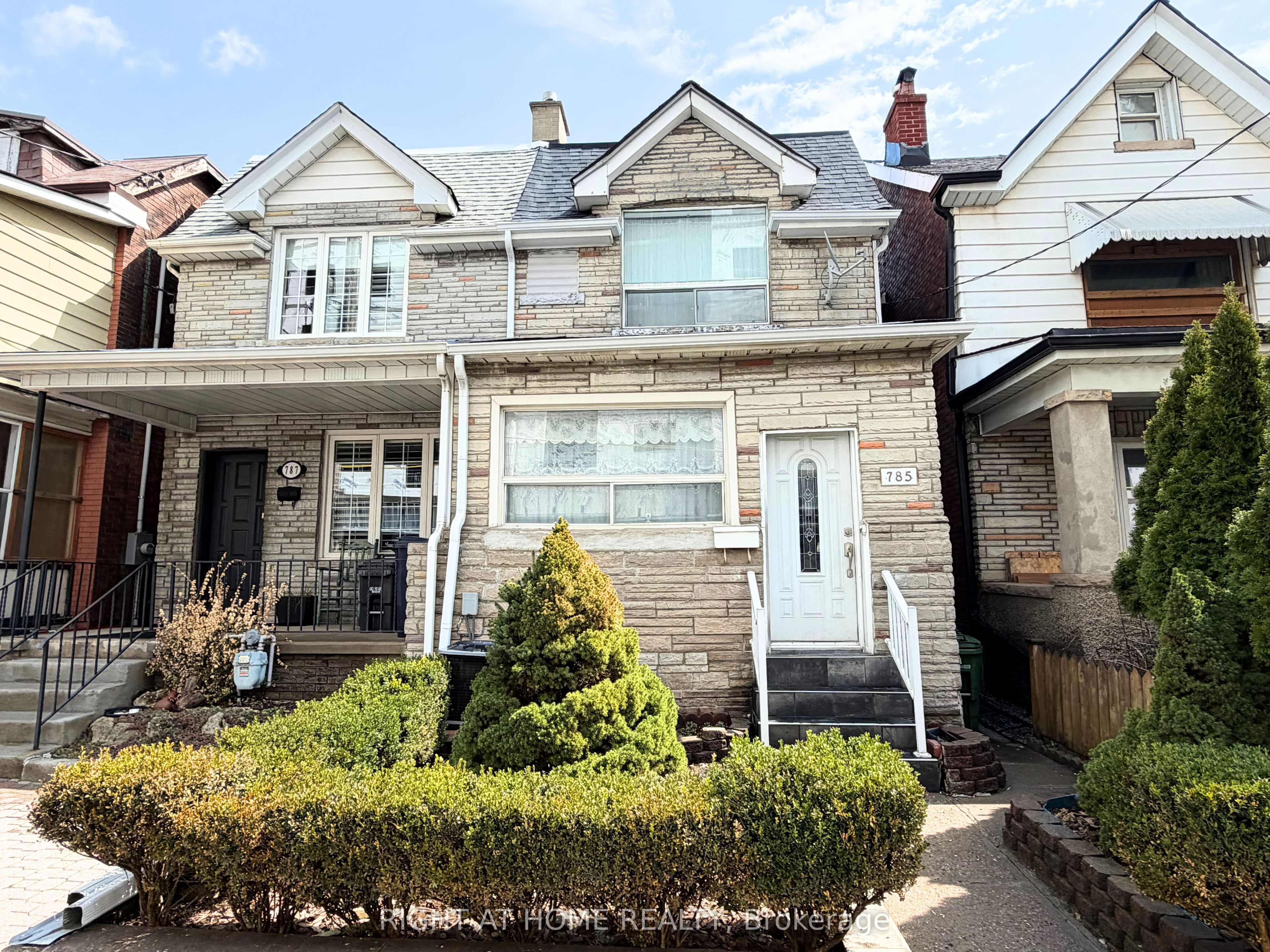 785 Lansdowne Avenue, Toronto, ON, M6H 3Z1