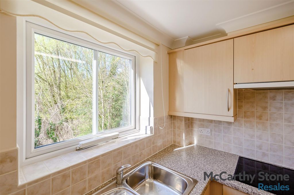 Additional image 7 of 1 bed flat for saleSt Rumbolds Court, Buckingham Road, Brackley NN13