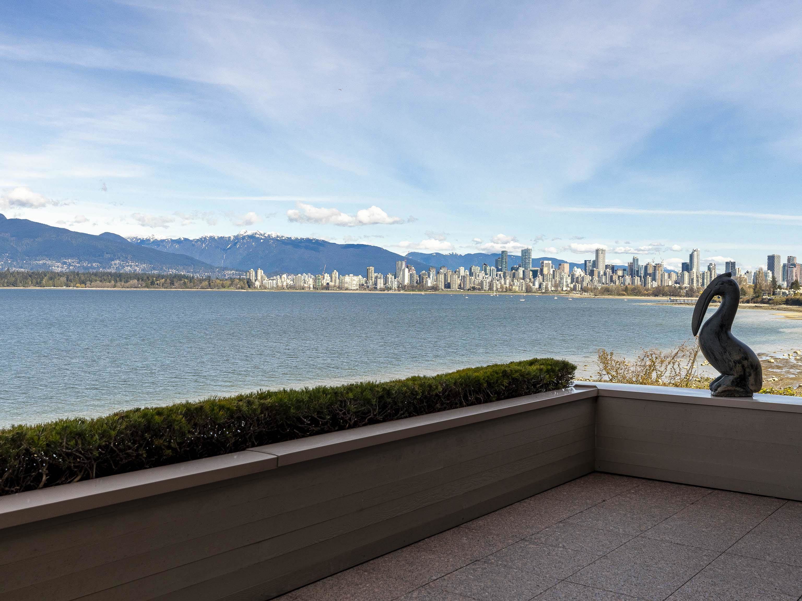 3513 Point Grey Road, Vancouver, BC, V6R 1A7