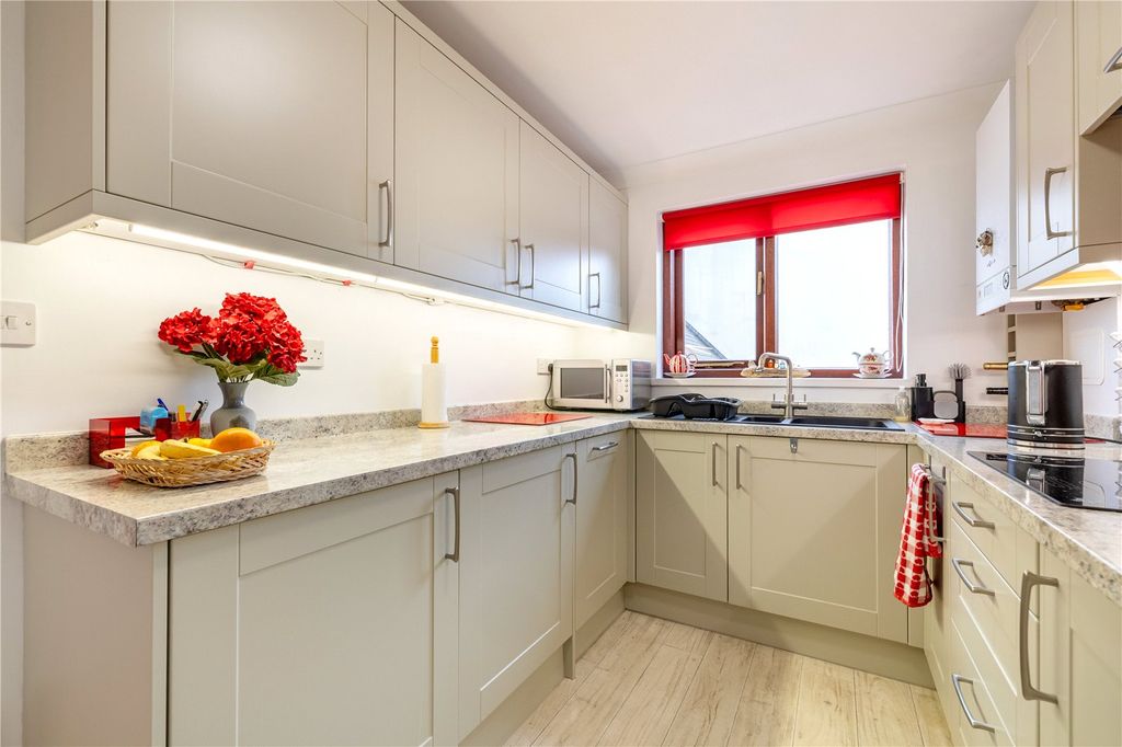 Additional image 8 of 3 bed flat for saleNew Road, Bideford, Devon EX39