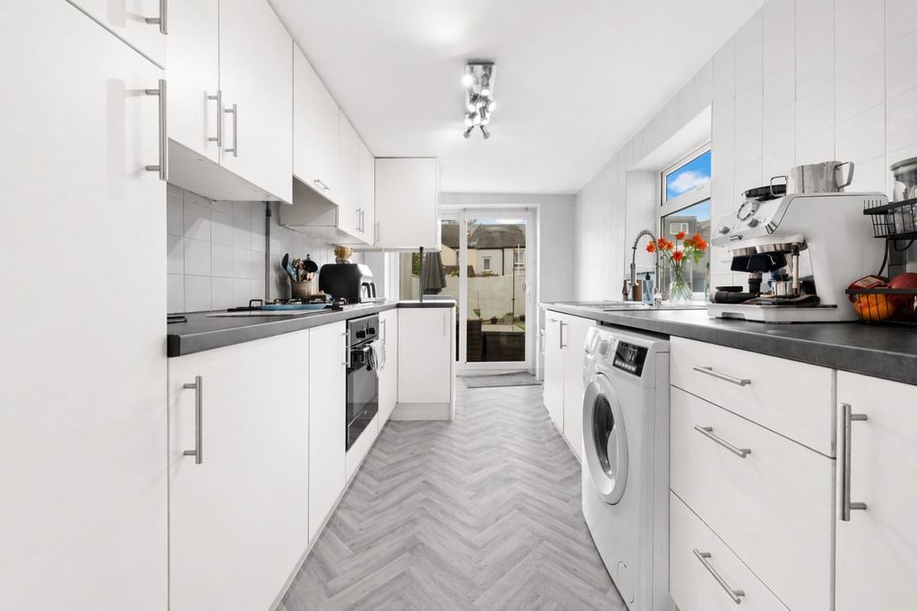 Additional image 4 of 2 bed terraced house for saleRussell Street, Roath, Cardiff CF24
