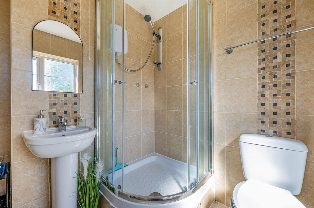 Additional image 13 of 7 bed detached house for saleBorkum Close, Andover SP10
