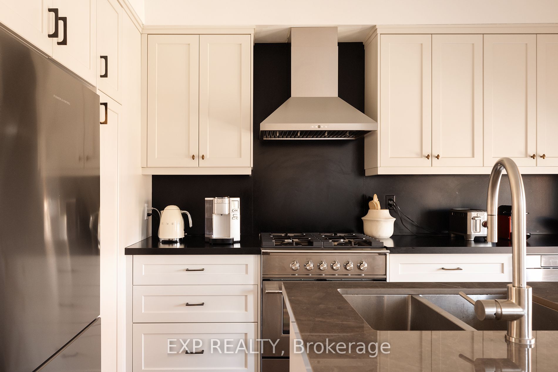 Additional image 5 of 31 Brownstone Lane, Toronto, ON, M8X 2Z6
