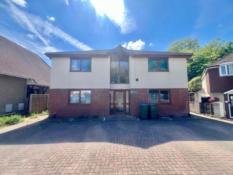 Sunningdale Gardens, Southampton, Hampshire SO18