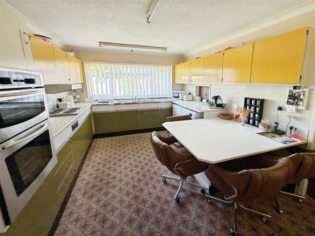 Additional image 6 of 4 bed detached house for saleDarby Road, Beccles, Suffolk NR34